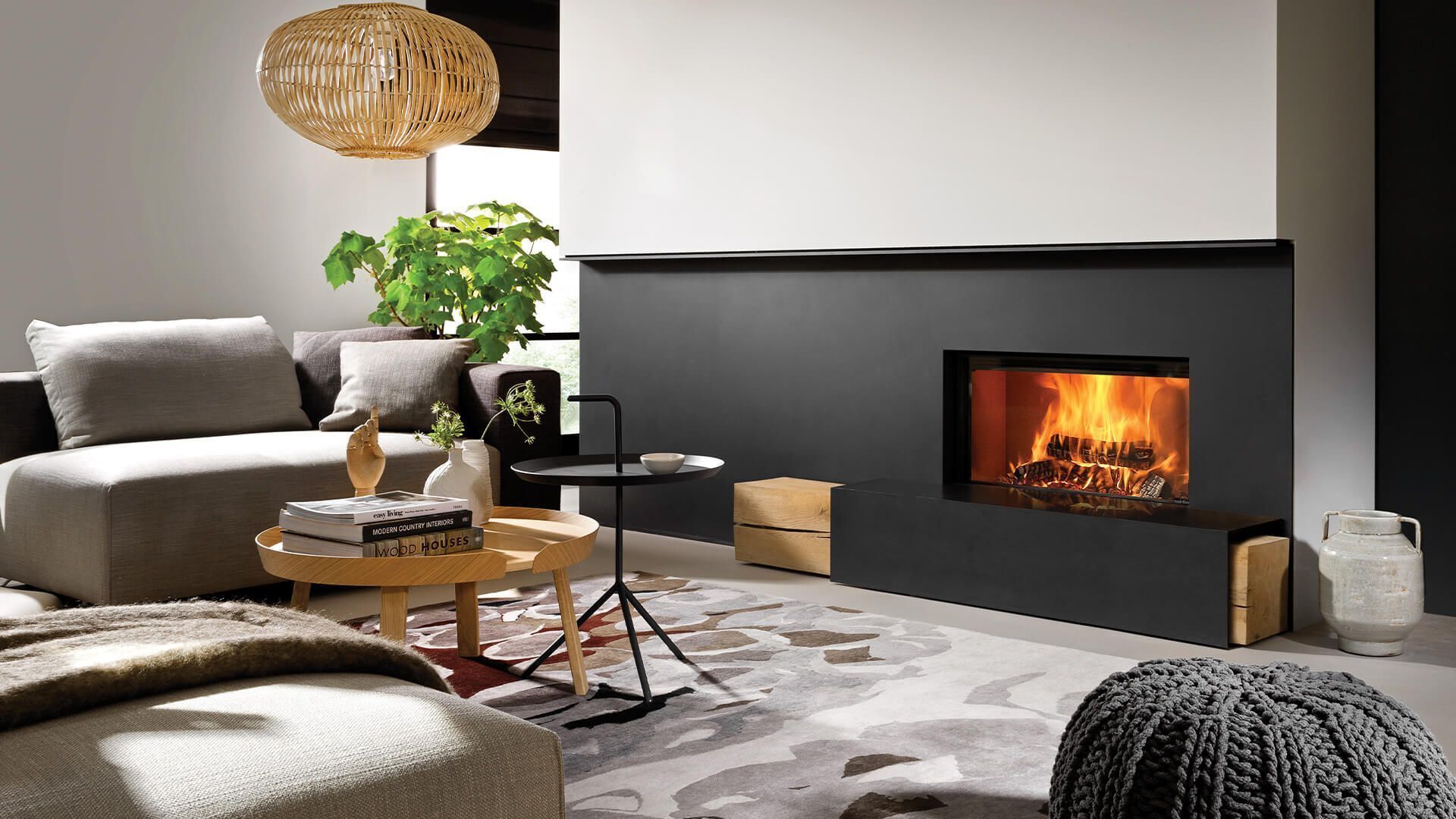Wohnzimmer mit Kamin